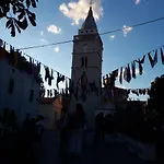Anicic Coric Омишаль